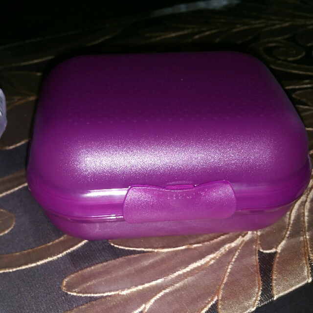 tupperware (Category: Water Purifers & Dispensers) located in Singapore. Submitted by szu.raya (Listing ID 128470770, Image 2). Description: item is kept in the cabinet. have not use it at all.