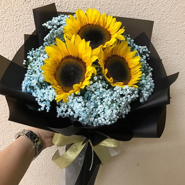3 Sunflowers And Baby Breath Hand Bouquet Gardening On Carousell