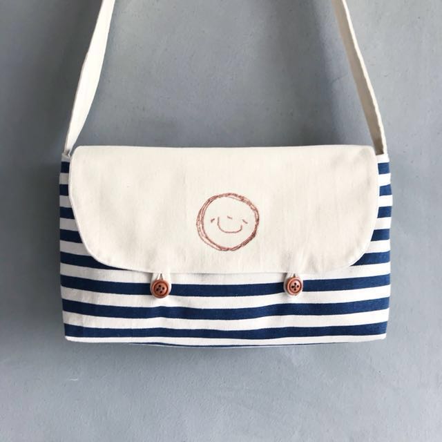 handmade sling bag design