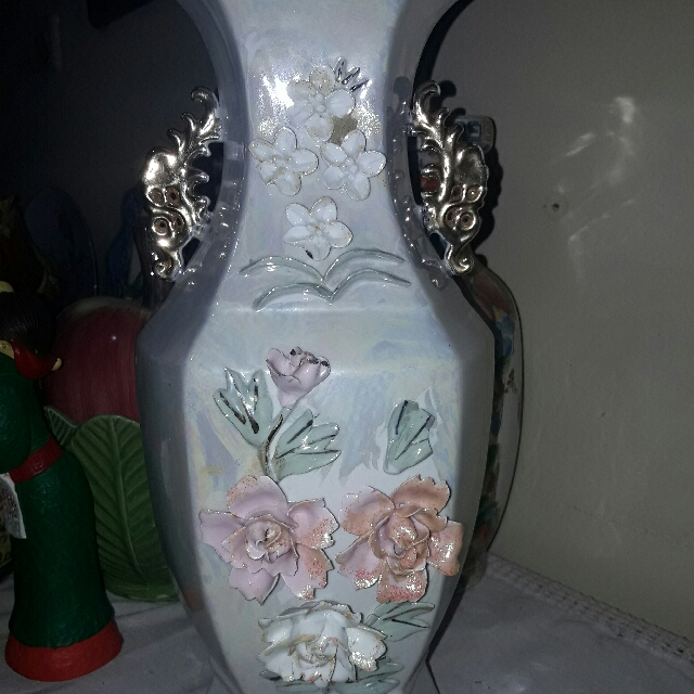 Unduh 660 Gambar Guci Bermotif Bunga Paling Baru HD