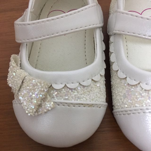 White glitter deals shoes for toddlers