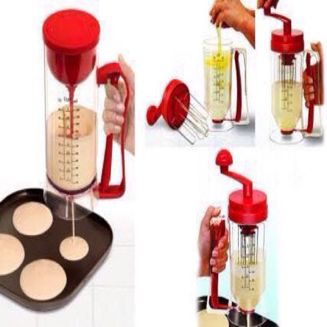Pancake Machine (Category: Breadmakers) located in Manila. Submitted by borntoshop888 (Listing ID 128681924, Image 2). Description: Pancake Machine 299 pesos only I do meet ups every Friday and Saturdays ONLY in Robinson's Place Ermita but with additional commute fee of P50 or you may contact me at 09062150316 for your preferred day and place ****50% of the total amount of all the items should be deposited before we could meet**** We only ship du