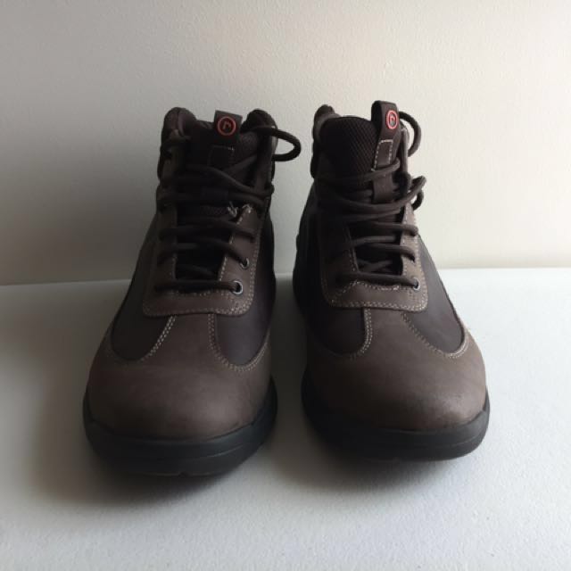 rockport xcs hiking boots