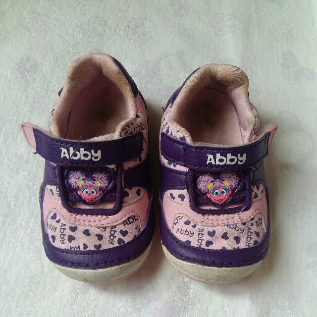 Sepatu Bayi Balita Anak Perempuan Sesame Street Abby Ungu Babies Kids Girls Apparel On Carousell