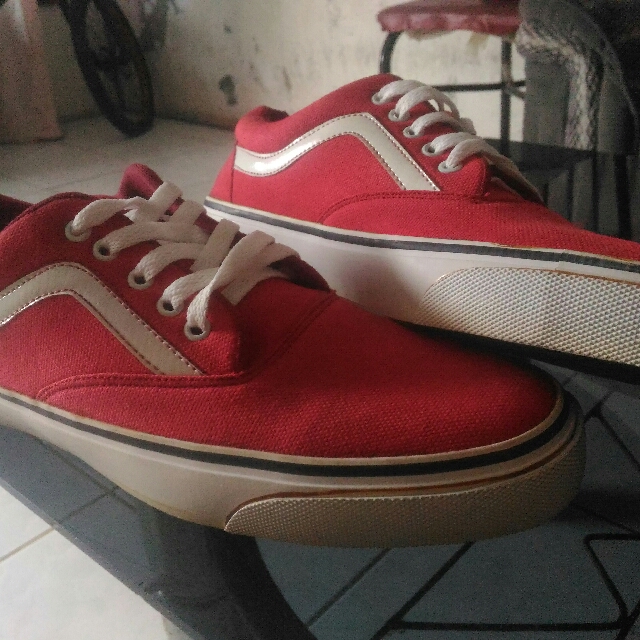 vans kw