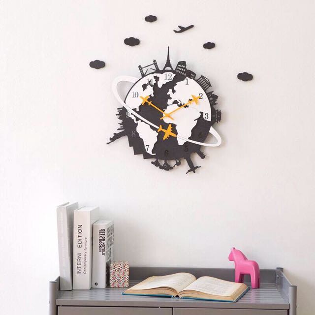 Airplane Wall Clock And Decor In 1 For People Who Love To Photo
