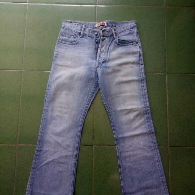 Celana Jeans Teddy Smith Size 33 Original, Fesyen Pria, Pakaian , Bawahan  di Carousell