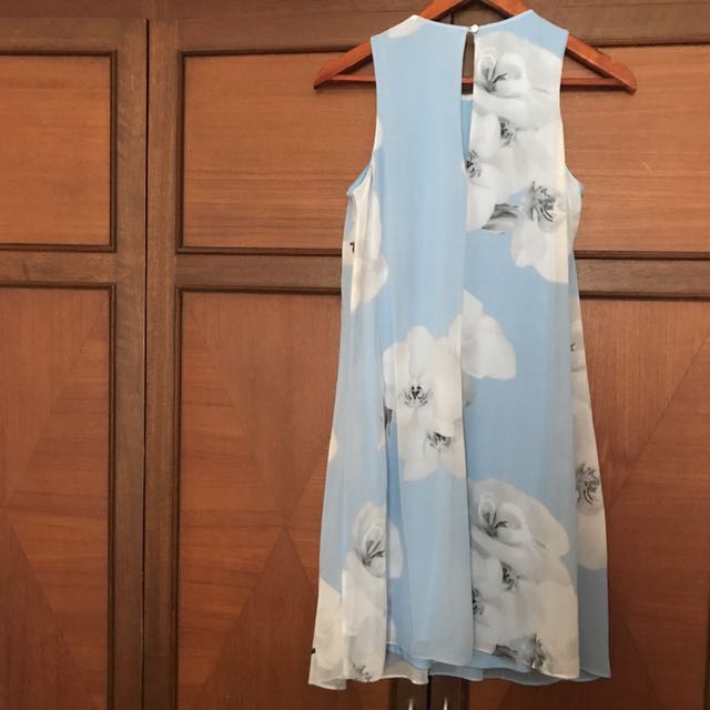 Cut label Calvin Klein swing dress Women s Fashion Tops Sleeveless on Carousell