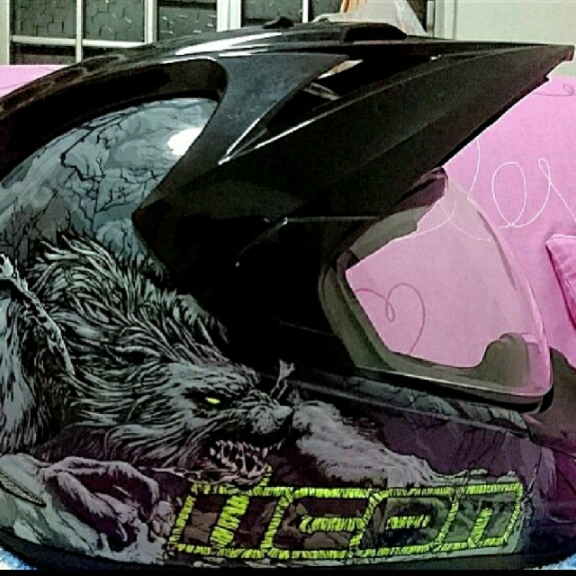 Icon variant sale thriller helmet