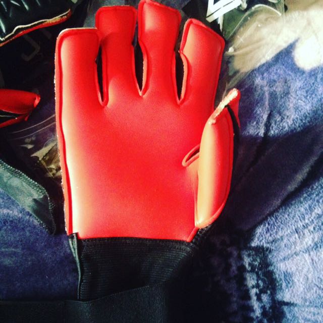 Jim gk new arrivals goalkeeper gloves