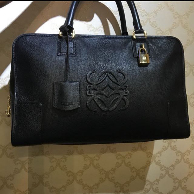 Loewe Amazona 36 black Goatskin Ghw Luxury Bags Wallets on