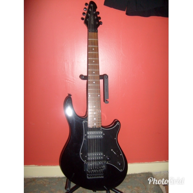 Peavey Predator Tr7 7 string guitar