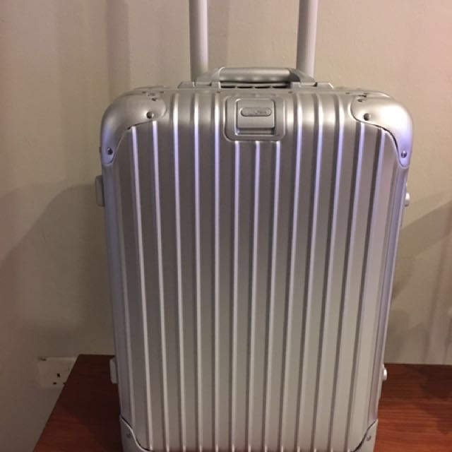 Rimowa Topas Cabin Trolley IATA, Men's Fashion, Bags & Wallets on Carousell