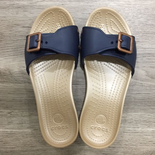 crocs sarah sandal