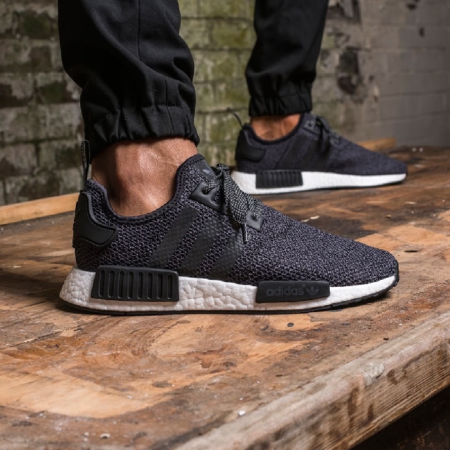 Nmd r1 store 3m