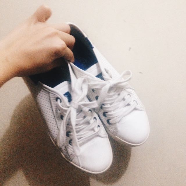 Crissa white shoes outlet