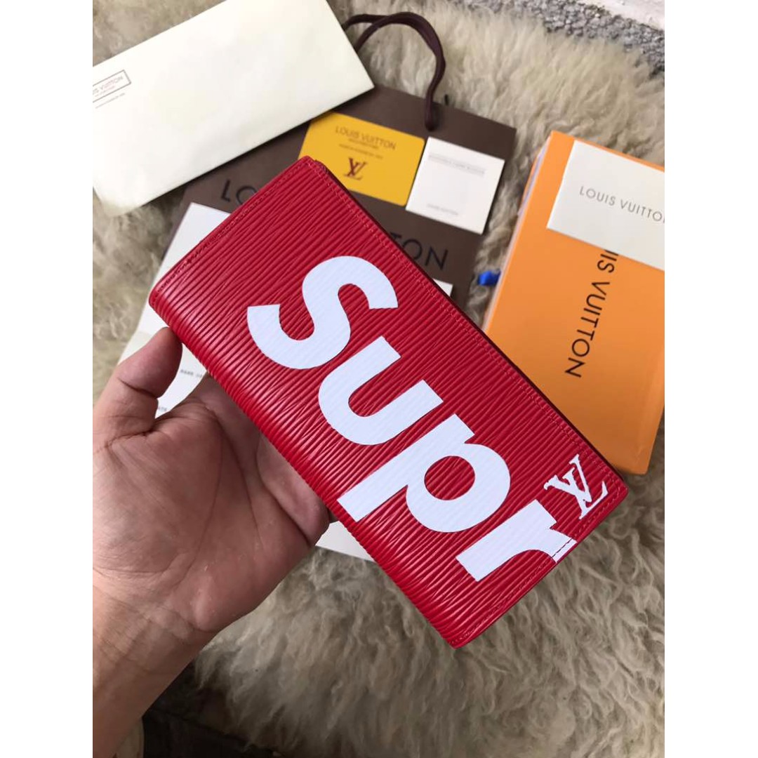 Louis Vuitton supreme Long wallet(men), Men's Fashion, Watches &  Accessories, Wallets & Card Holders on Carousell