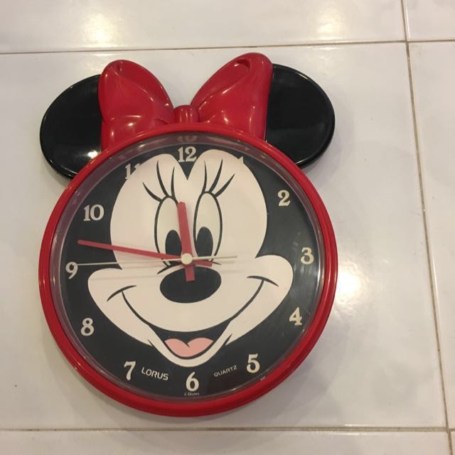 Minnie Mouse Clock, Babies & Kids, Babies & Kids Fashion on Carousell