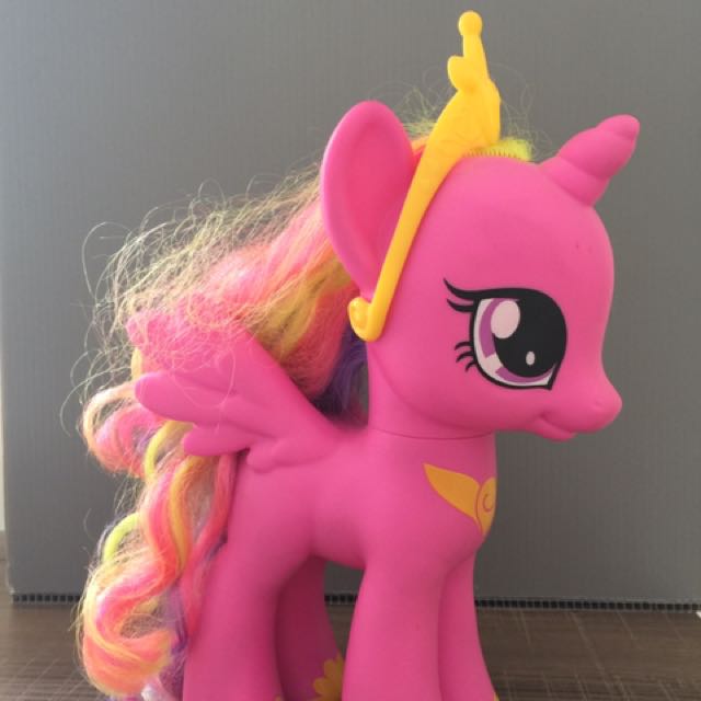 My Little Pony Cadence Bayi Anak Mainan Baby Walker Di Carousell Cadence is a kind, caring princess who used to be. my little pony cadence