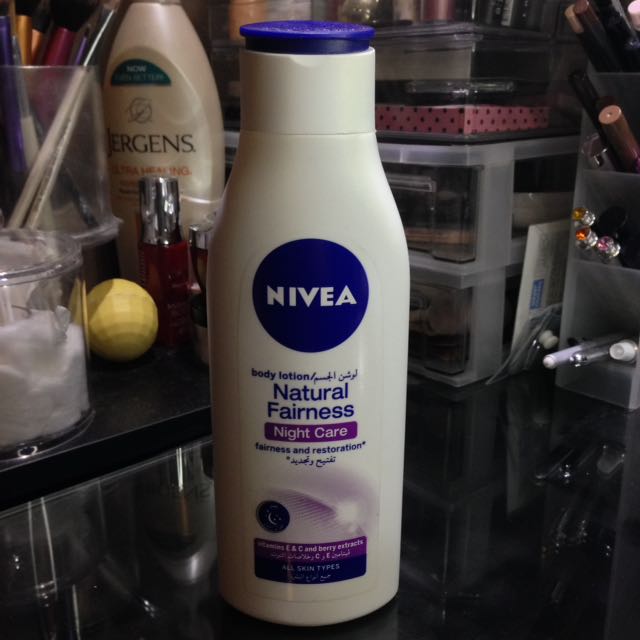 nivea natural fairness night care