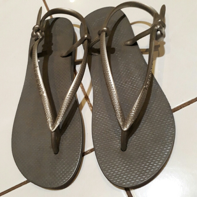 havaianas 37 38 size