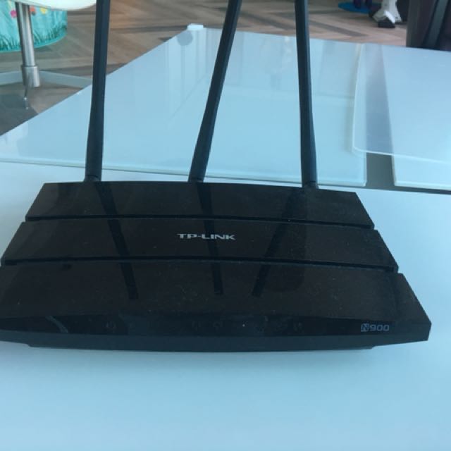 TP-LINK TL-WDR4900 Router, 電子產品, 其他 - Carousell