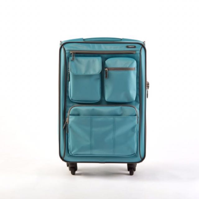 voylux foldable luggage