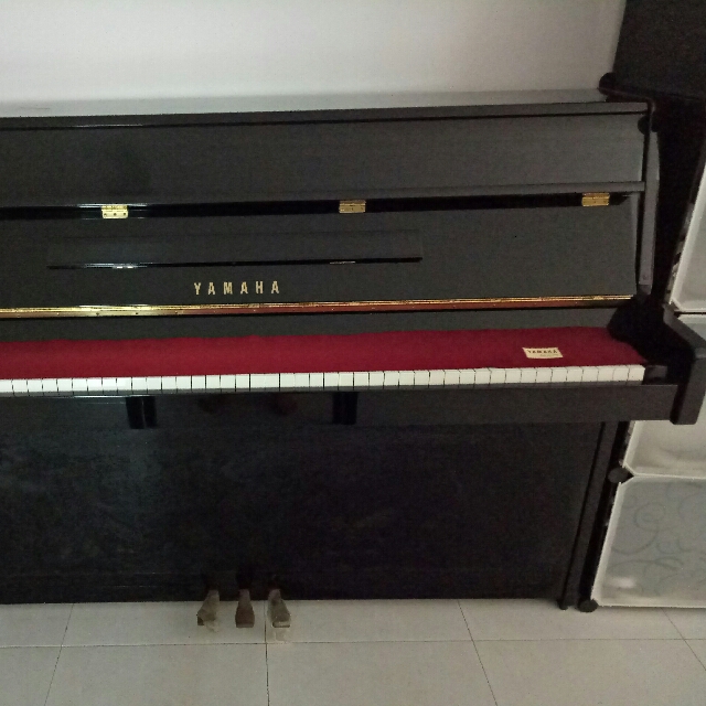 Yamaha Piano (Made in Japan), Hobbies & Toys, Music & Media, Music