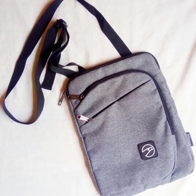 hawk sling bag price