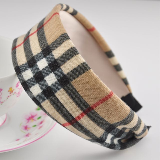 Headband with Burberry design❤️️, Women's Fashion, Watches & Accessories,  Other Accessories on Carousell