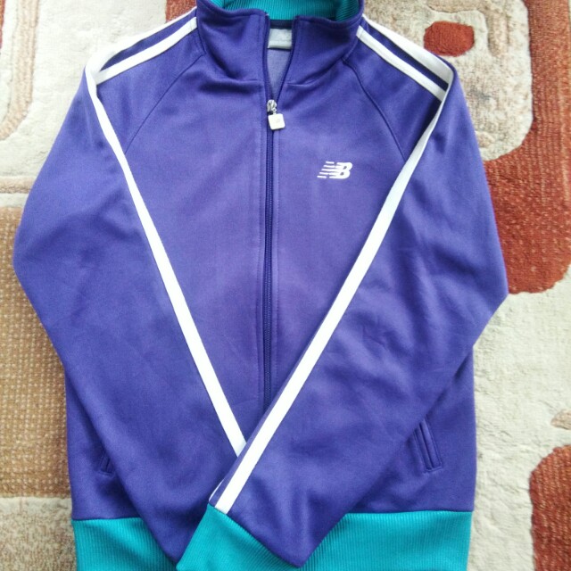 new balance track top
