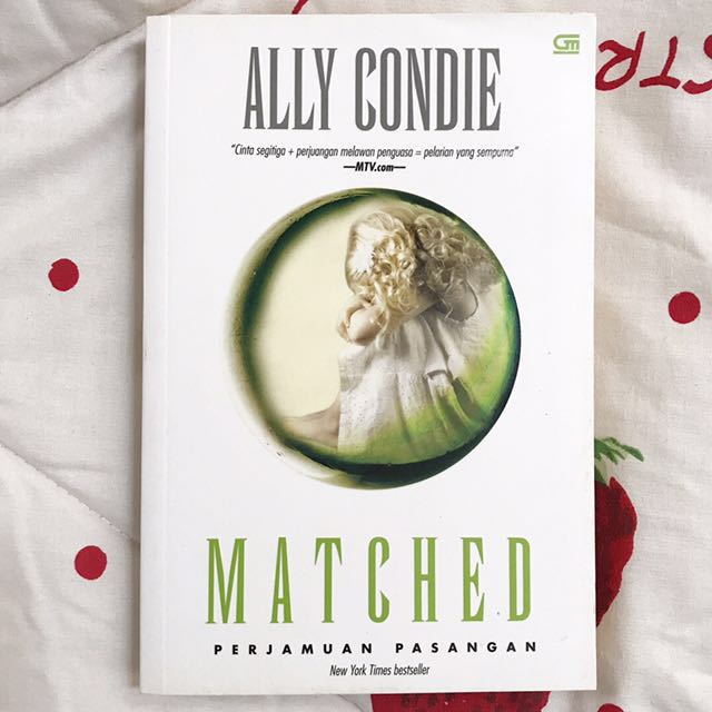 Matched Ally Condie Books Stationery Books On Carousell