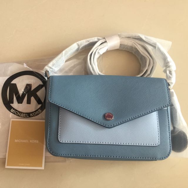 michael kors hand wallet