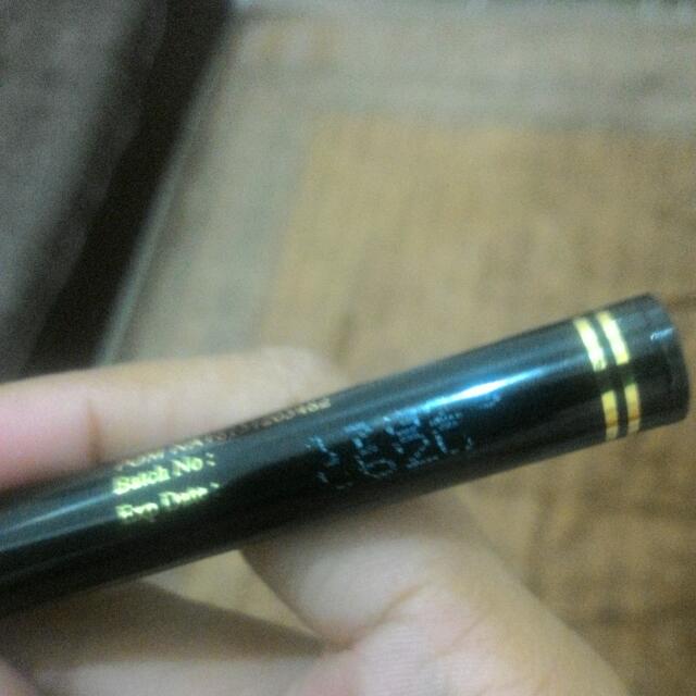 QL Black Eyeliner Waterproof, Kesehatan & Kecantikan, Rias Wajah di Carousell