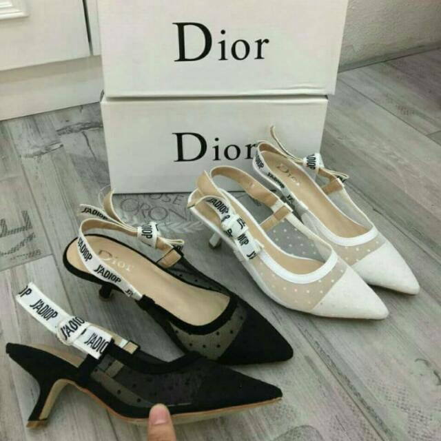 Sepatu Dior Fesyen Wanita Sepatu Di Carousell