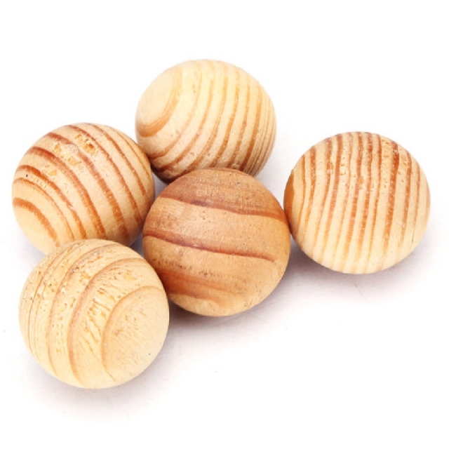 Solid camphorwood ball wardrobe mothproof balls of camphor wood natural