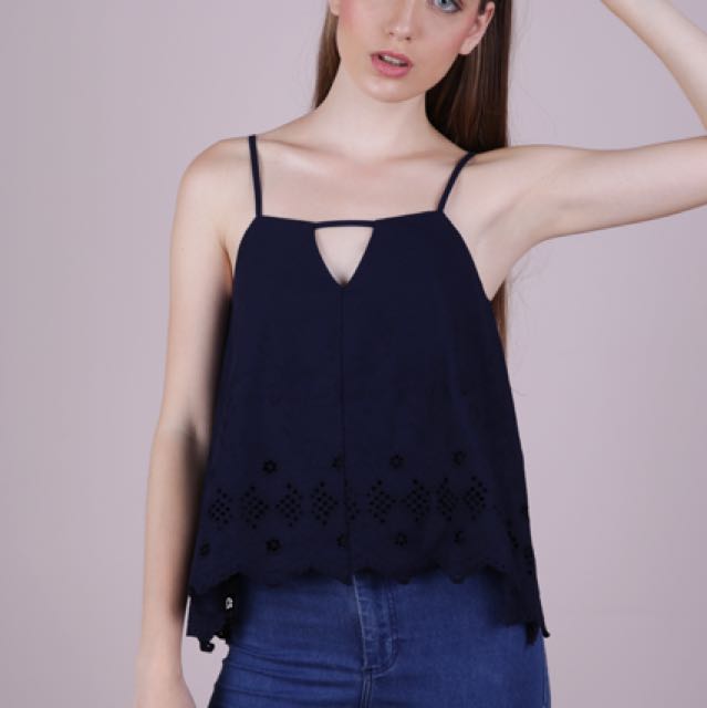 quin keyhole crochet top