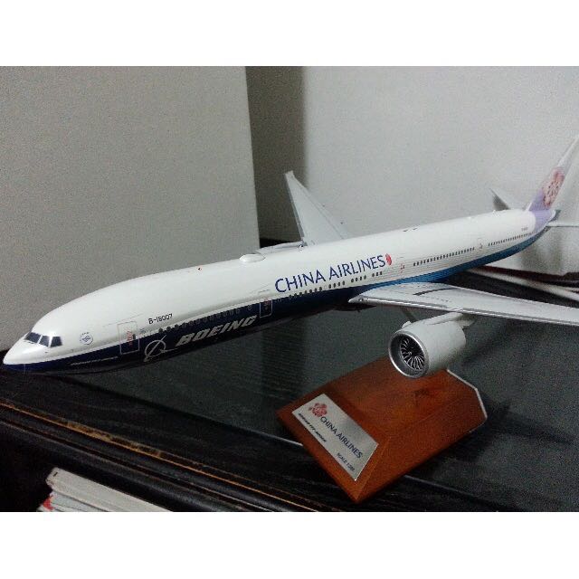 1/200 JC Wings China Airlines B777-300ER 