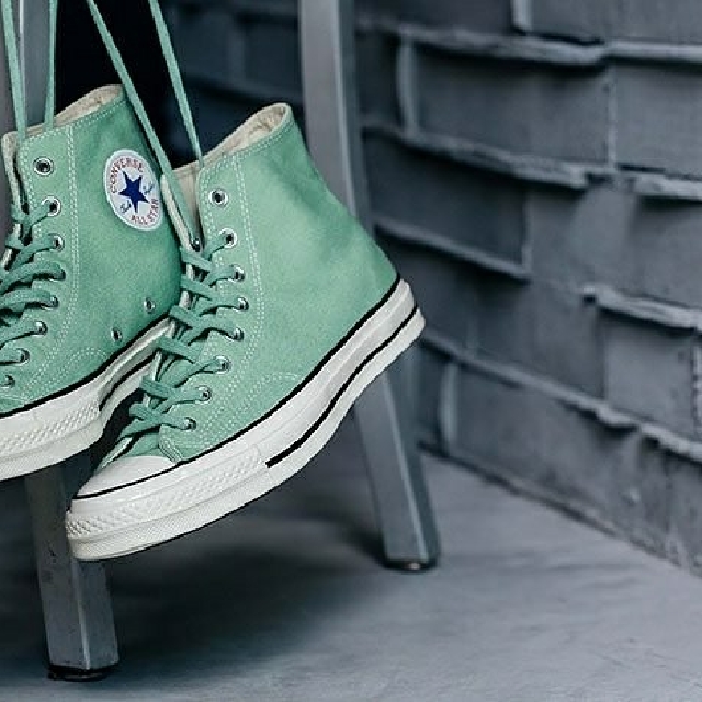 يتيم المحلل فضيحة jade green converse 