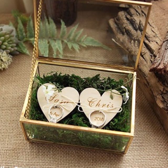 ring glass box