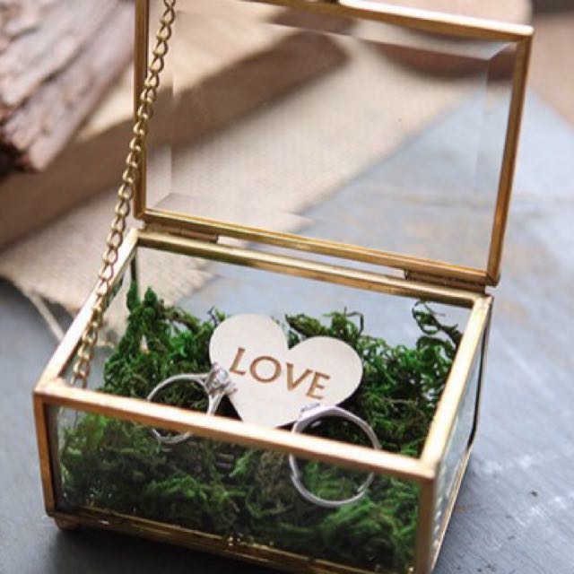 Customised Wedding Ring Glass Box, Design & Craft, Others on Carousell
