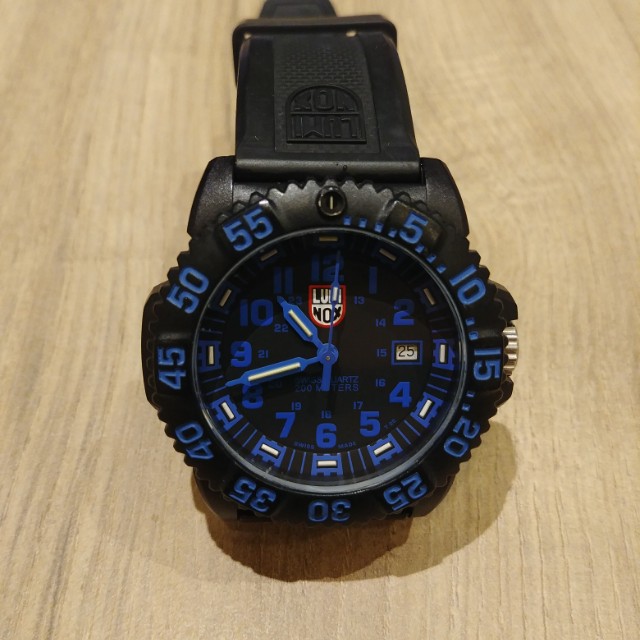 Luminox Navy SEAL Colormark 3050 series watch Mobile Phones Gadgets Wearables Smart Watches on Carousell
