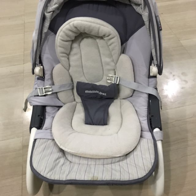 Mamalove baby rocker with infant insert, Babies & Kids, Babies & Kids ...
