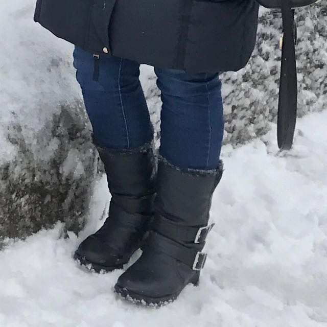 payless rugged outback boots