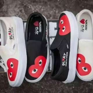 vans cdg play