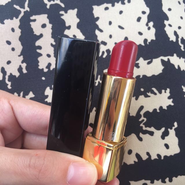 Chanel rouge allure in 99 pirate (true red)