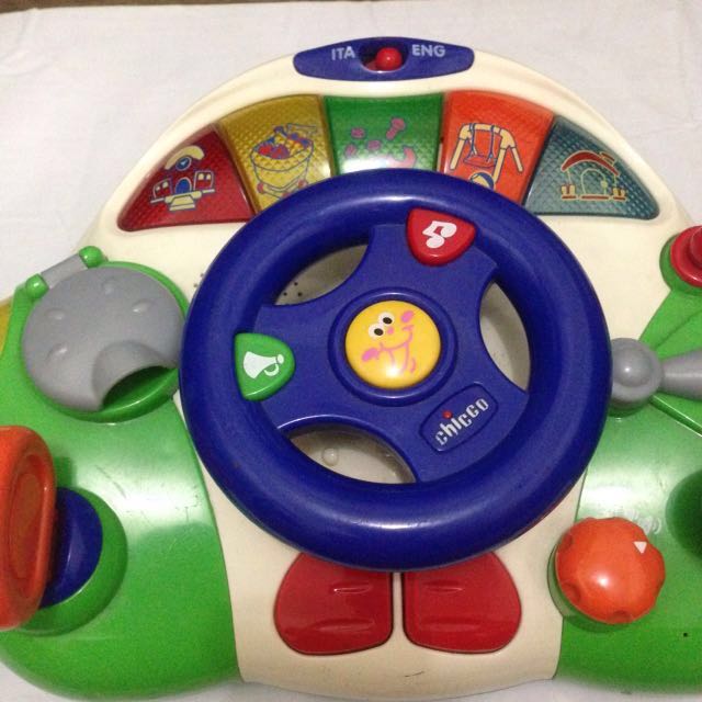 Chicco steering new arrivals wheel toy
