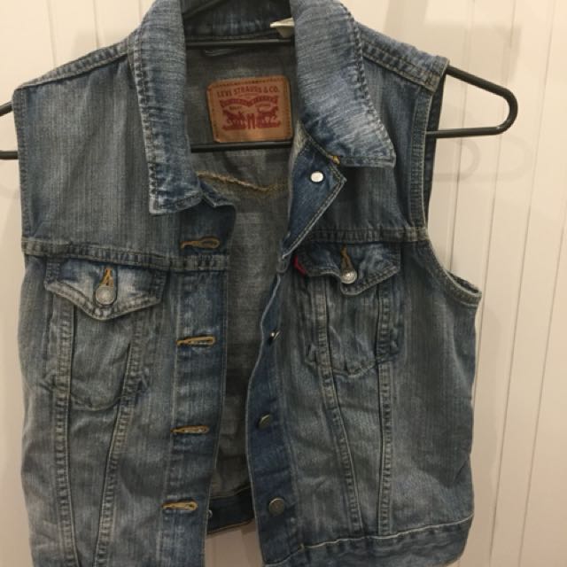 levi strauss denim vest