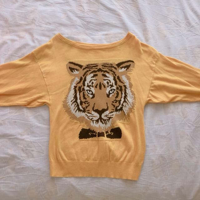mustard tiger t shirt