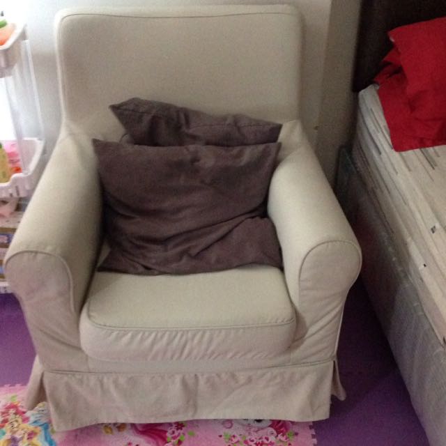 Sofa menyusui hot sale ikea